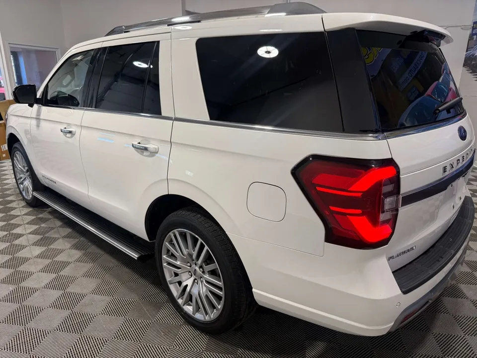 Ford Expedition 2022 photo 3