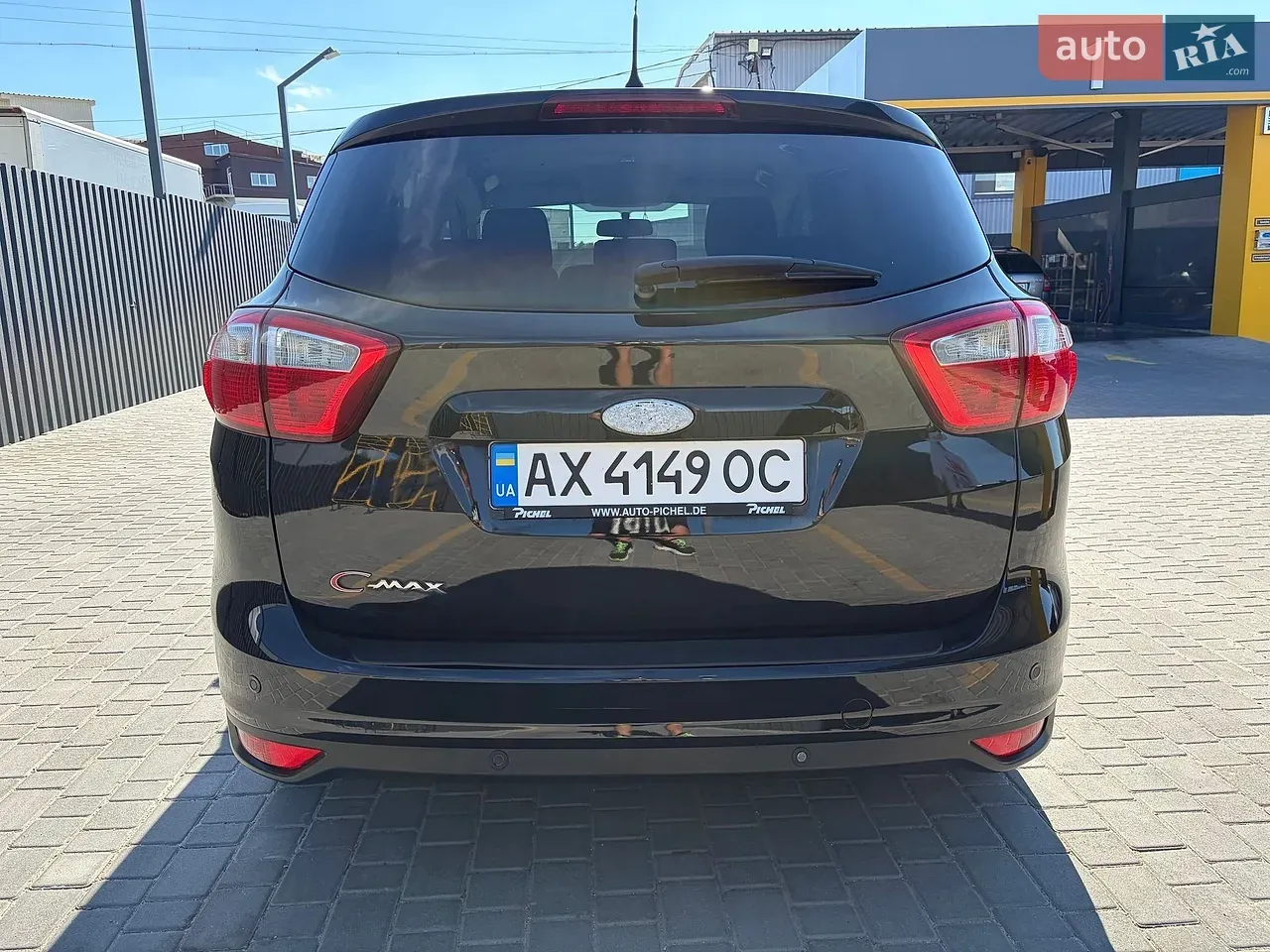 Ford C-Max 2011 photo 4