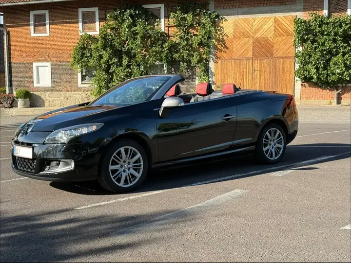 Renault Megane 2012 photo 2