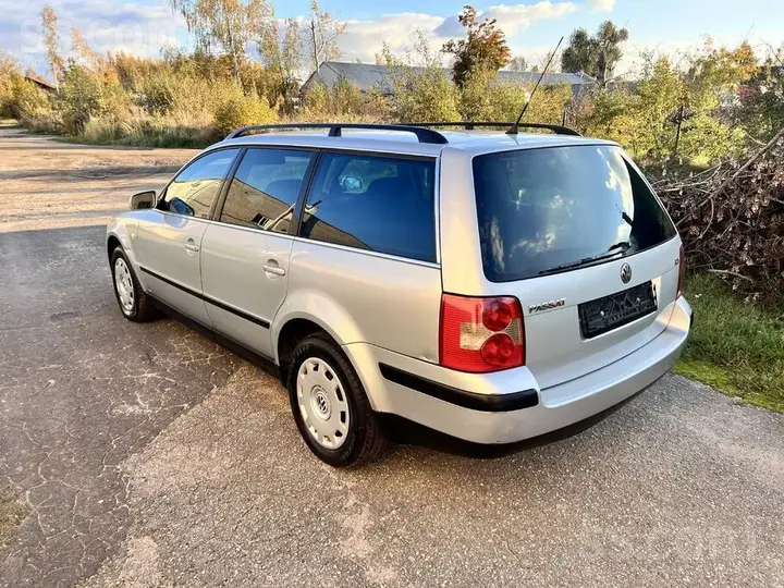 Volkswagen Passat 2002 photo 3