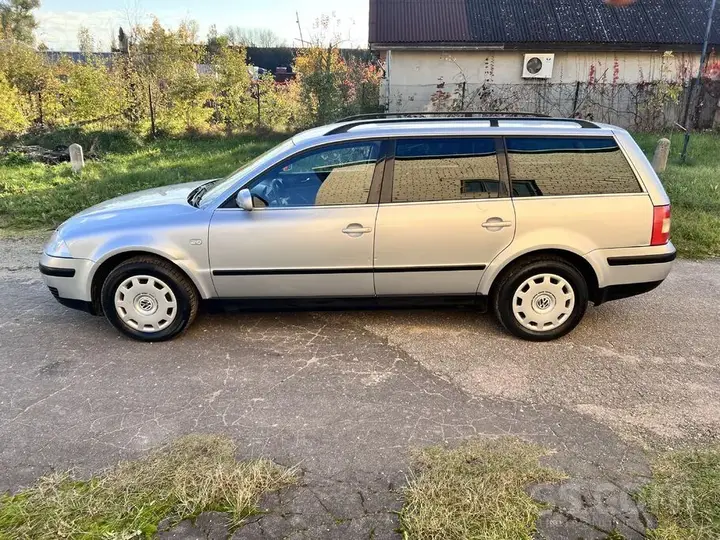 Volkswagen Passat 2002 photo 5
