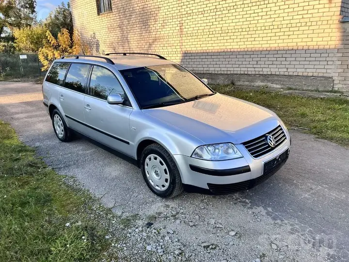 Volkswagen Passat 2002 photo 2