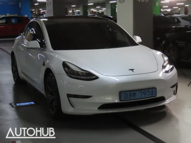 Tesla Model 3 2020 photo 2