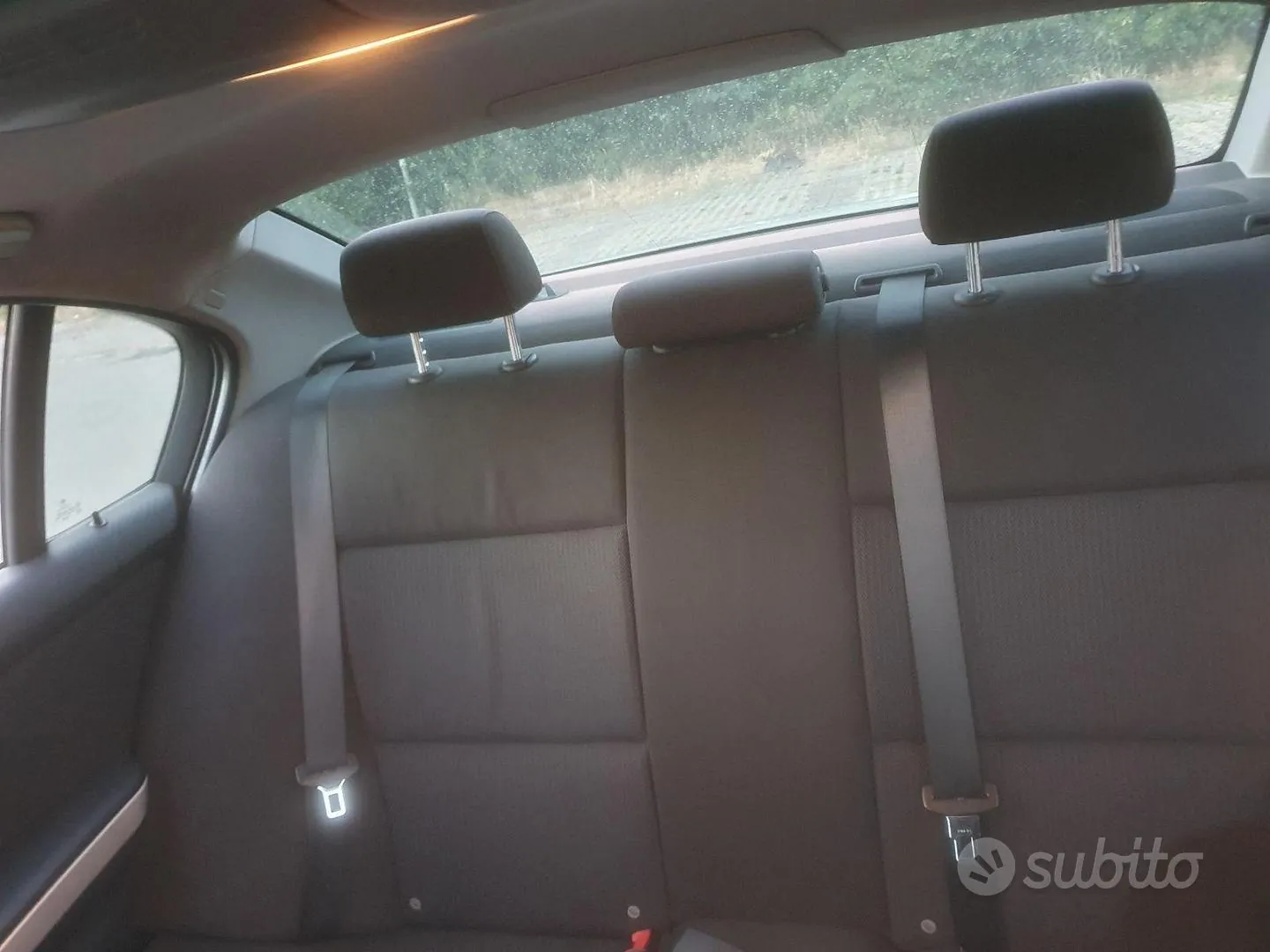 BMW 320I 2009 photo 5