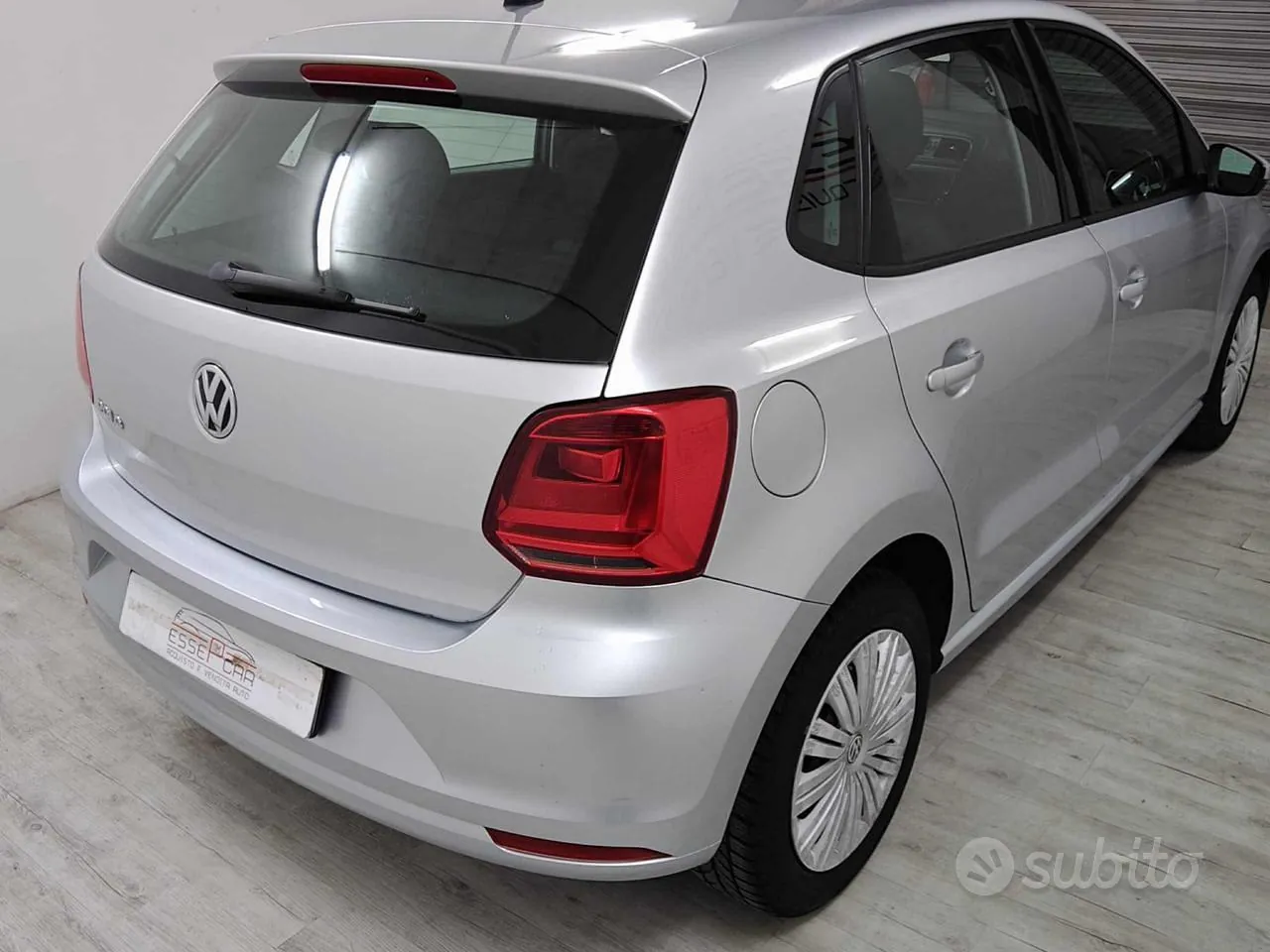 Volkswagen Polo 2015 photo 3