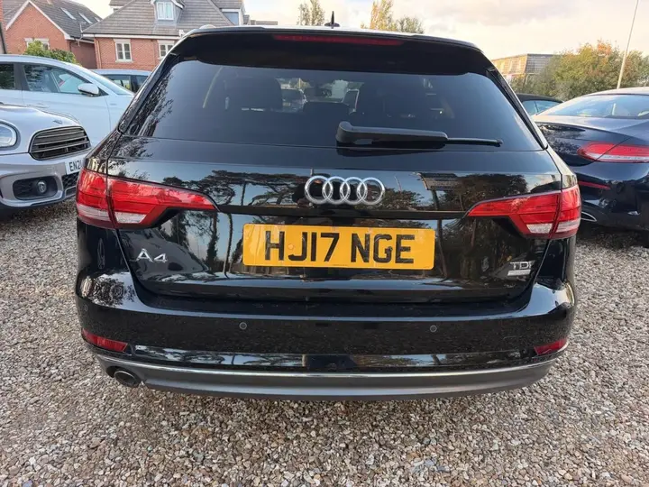 Audi A4 Avant 2017 photo 5