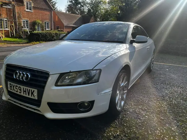 Audi A5 2009 photo 3