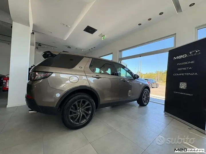 Land Rover Discovery Sport 2016 photo 5