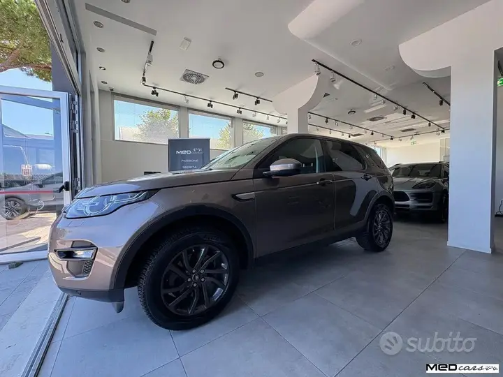 Land Rover Discovery Sport 2016 photo 3