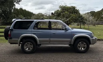 Toyota Surf 1997 photo 2