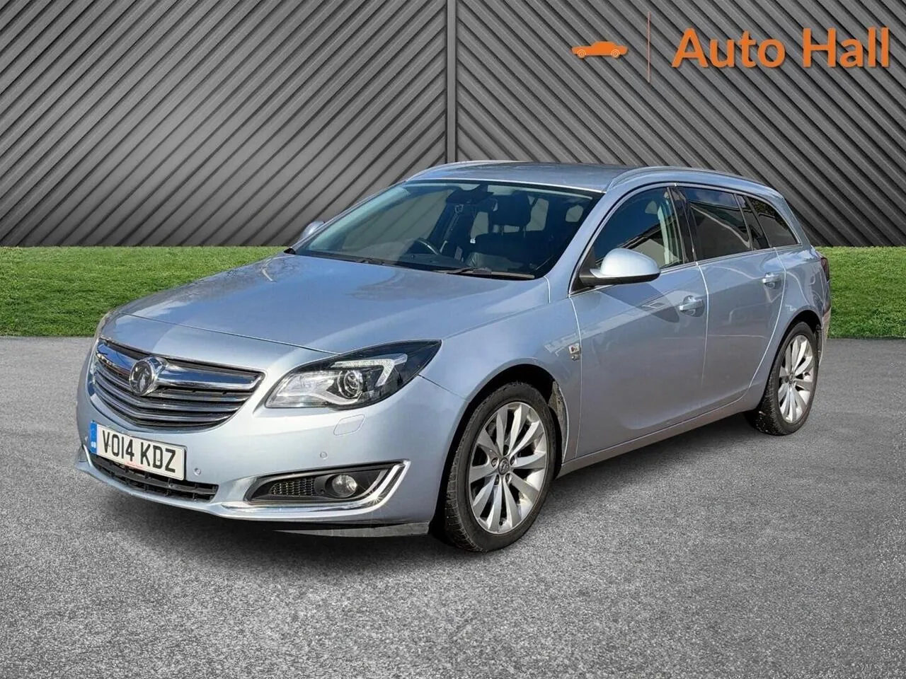 Vauxhall Insignia 2014 photo 3