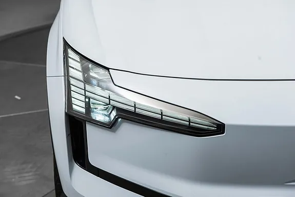 Volvo Ex30 2025 photo 3