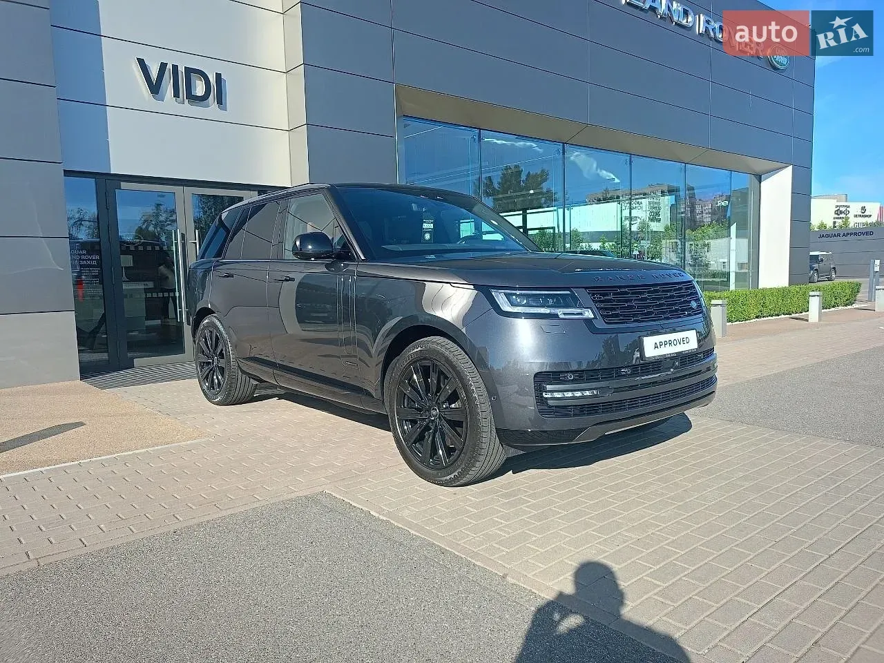 Land Rover Range Rover 2025 photo 3