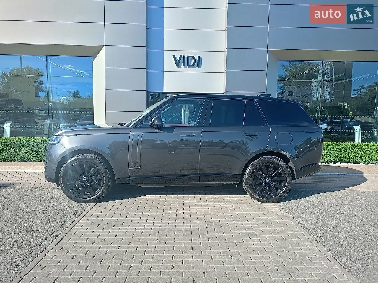 Land Rover Range Rover 2025 photo 4