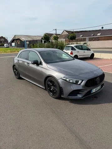 Mercedes-Benz A180