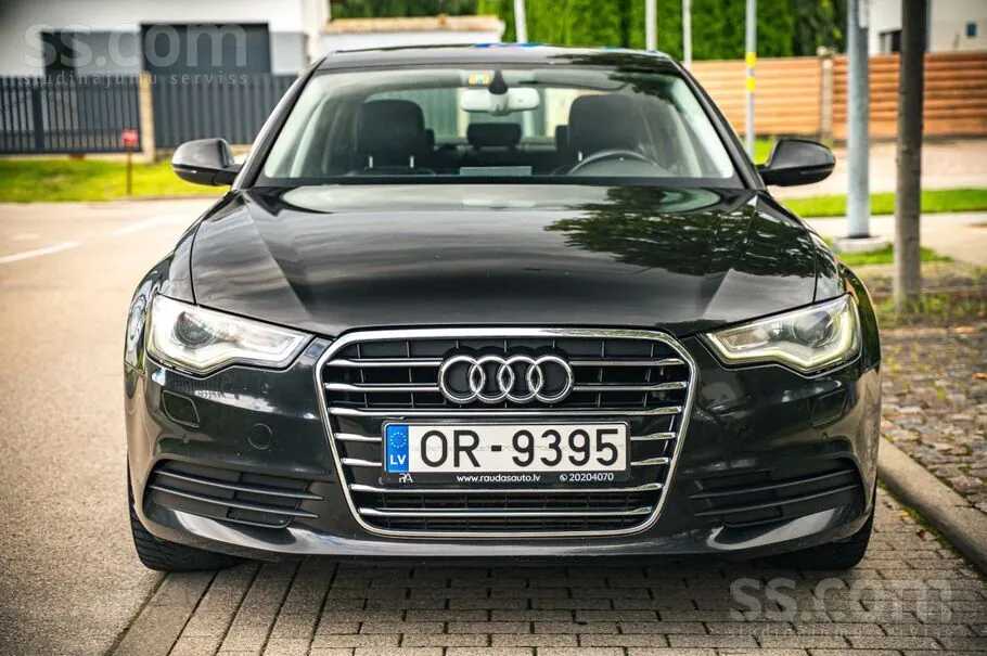 Audi A6 2012 photo 2