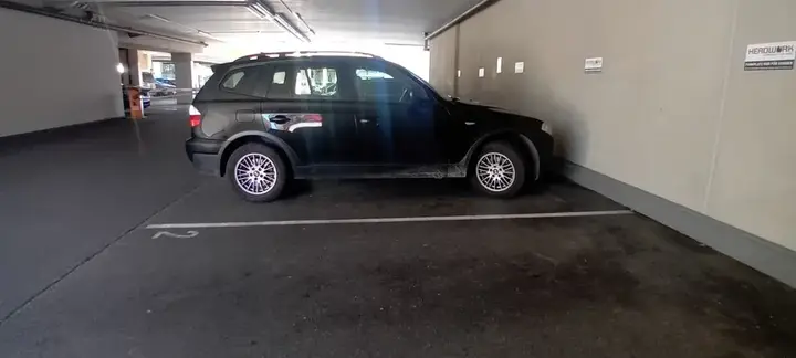 BMW X3 2010 photo 3