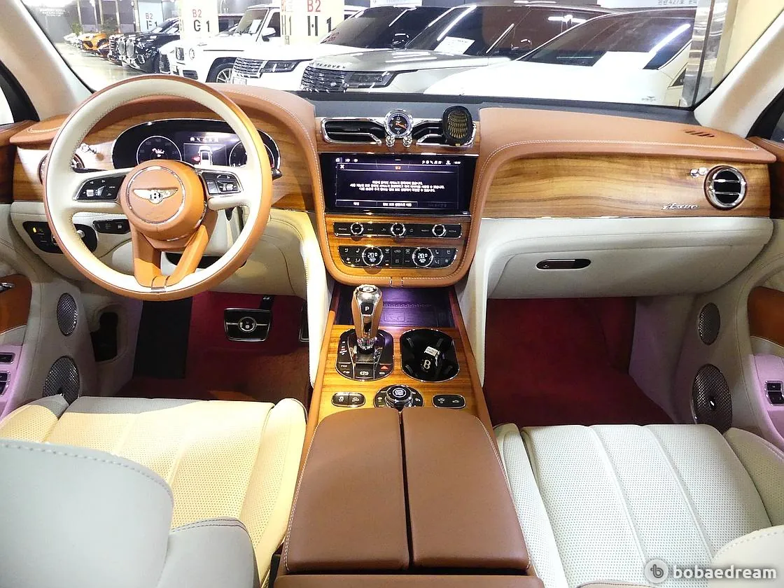 Bentley Bentayga 2023 photo 4