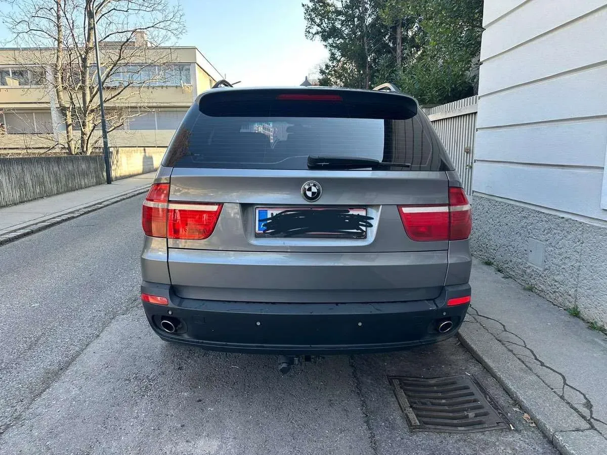 BMW X5 2007 photo 2
