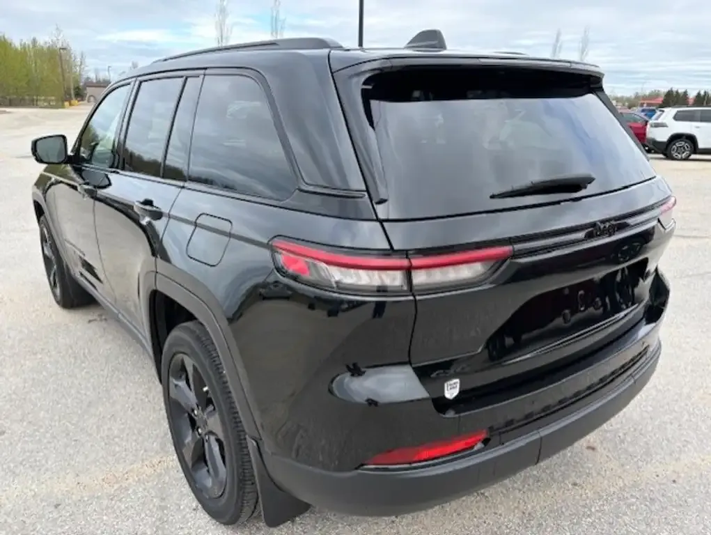 Jeep Grand Cherokee 2023 photo 5