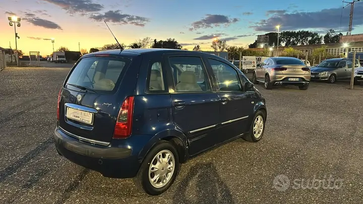 Lancia Musa 2005 photo 4