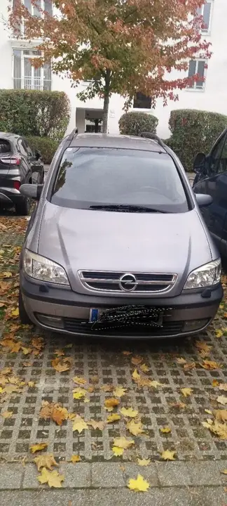 Opel Zafira 2003 photo 2