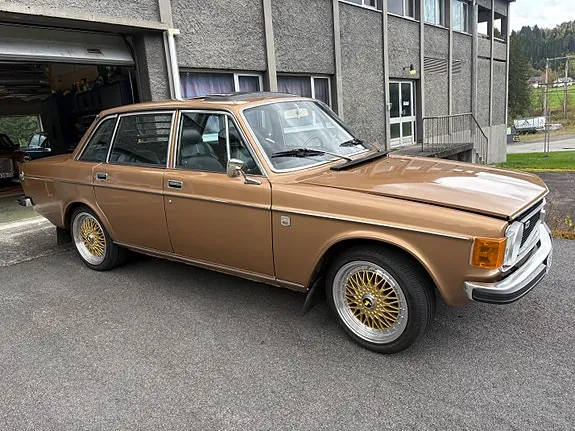 Volvo 144