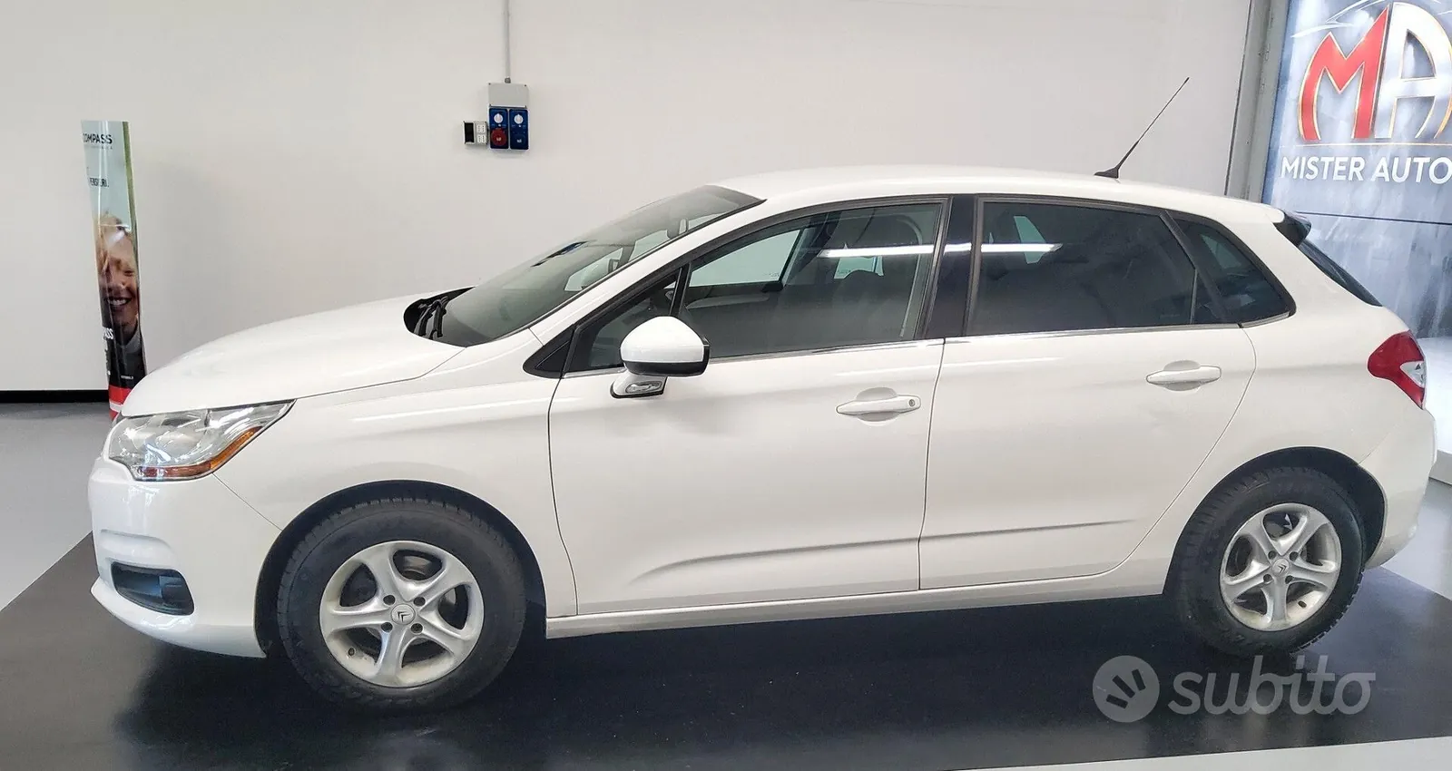 Citroen C4 2011 photo 5