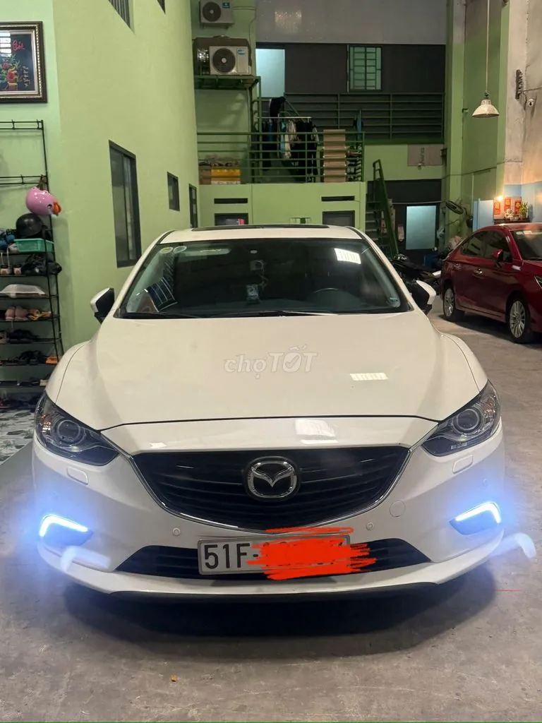 Mazda 6