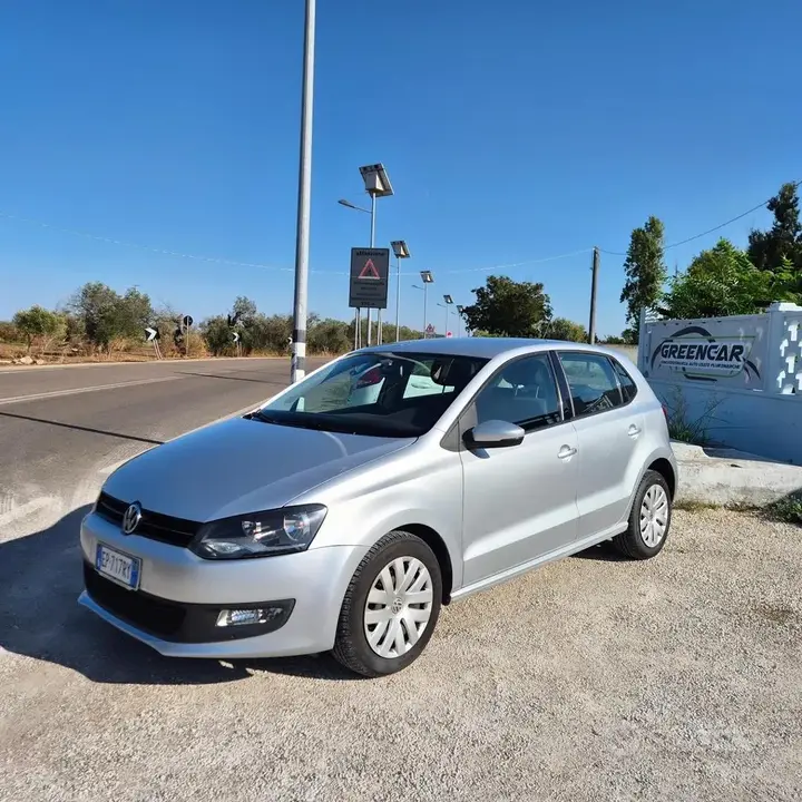 Volkswagen Polo 2012 photo 2