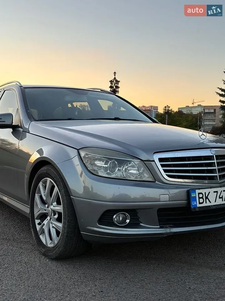 Mercedes-Benz C-Class 2009 photo 3