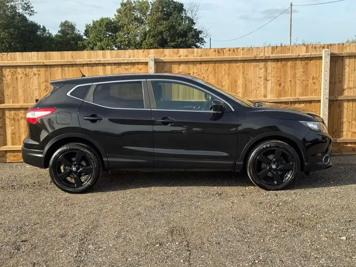 Nissan Qashqai 2015 photo 4