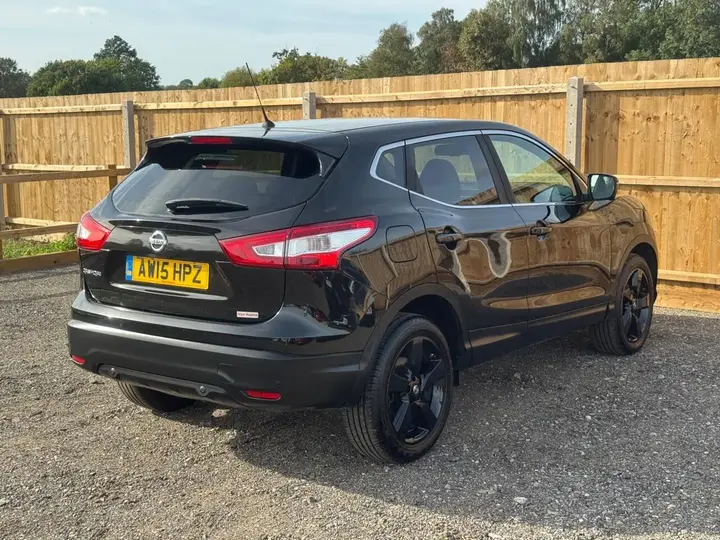Nissan Qashqai 2015 photo 5