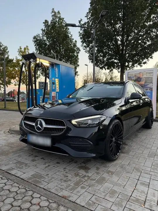 Mercedes-Benz C220