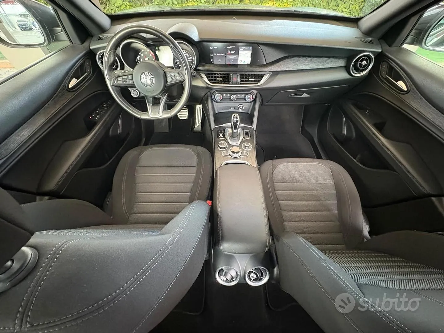 Alfa Romeo Stelvio 2023 photo 2