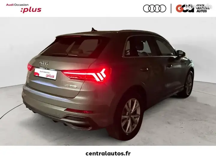 Audi Q3 2023 photo 5