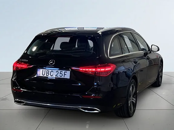 Mercedes-Benz C300 2023 photo 5