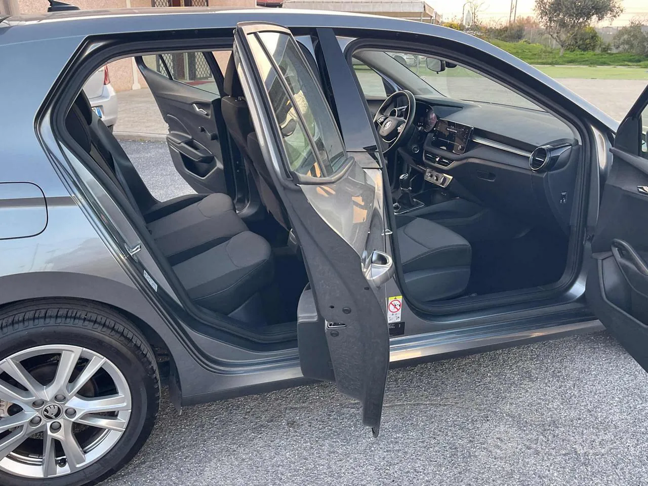 Skoda Fabia 2024 photo 3