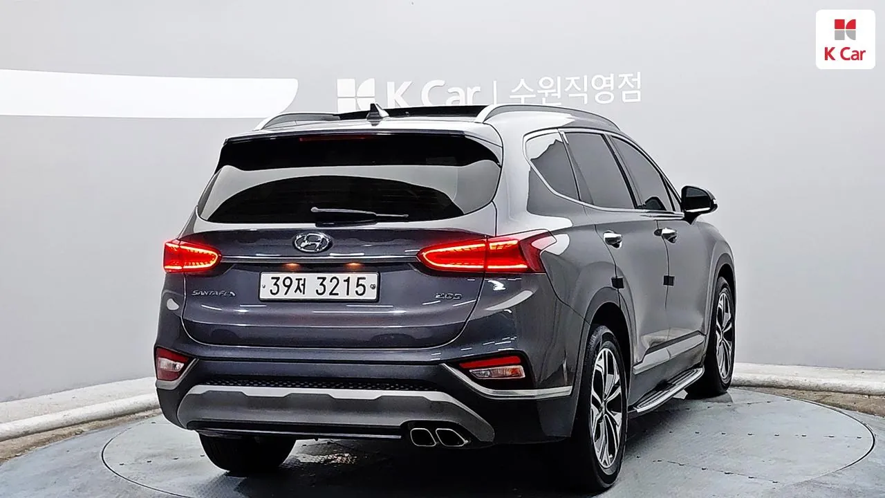 Hyundai Santa Fe 2019 photo 4