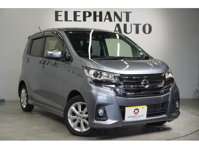 Nissan Days Highway Star X 2015 photo 3