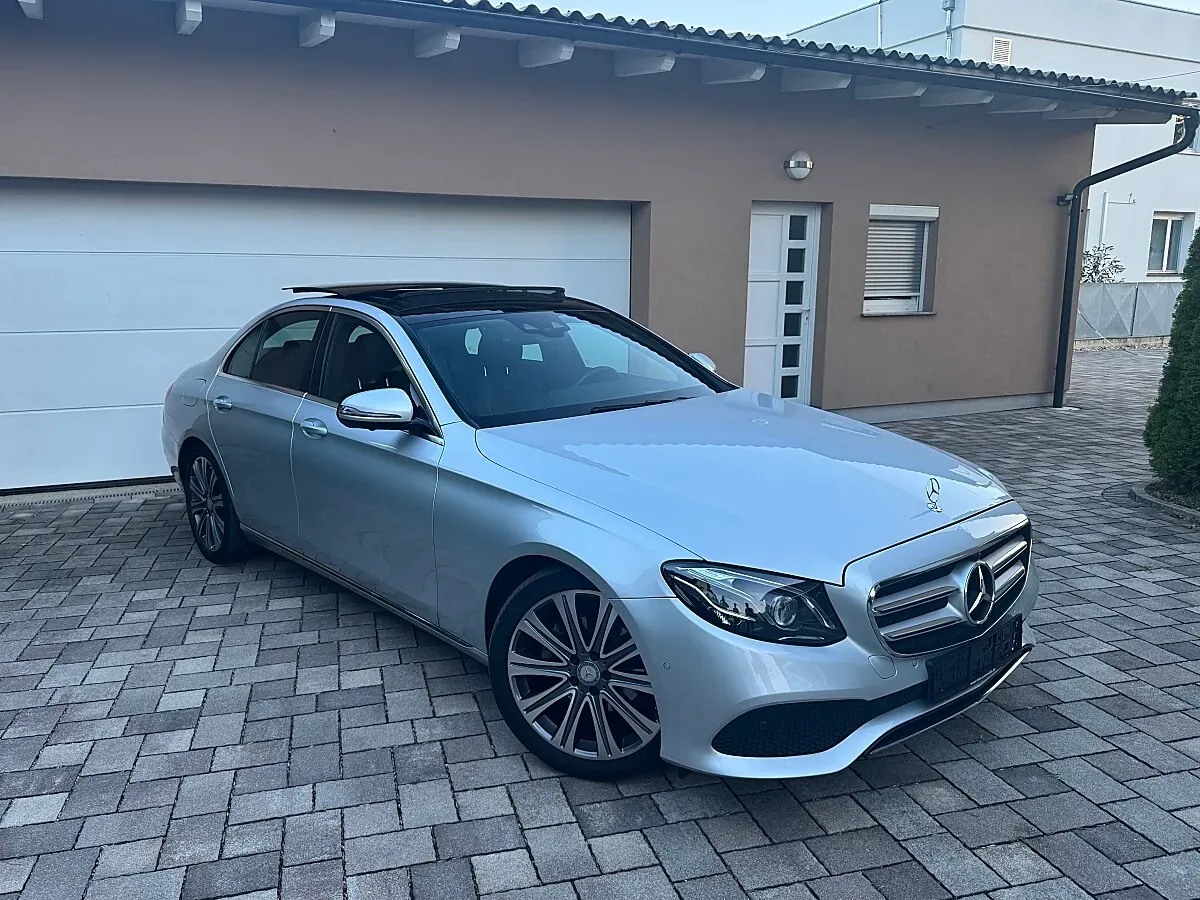 Mercedes-Benz E-Class 2017 photo 2