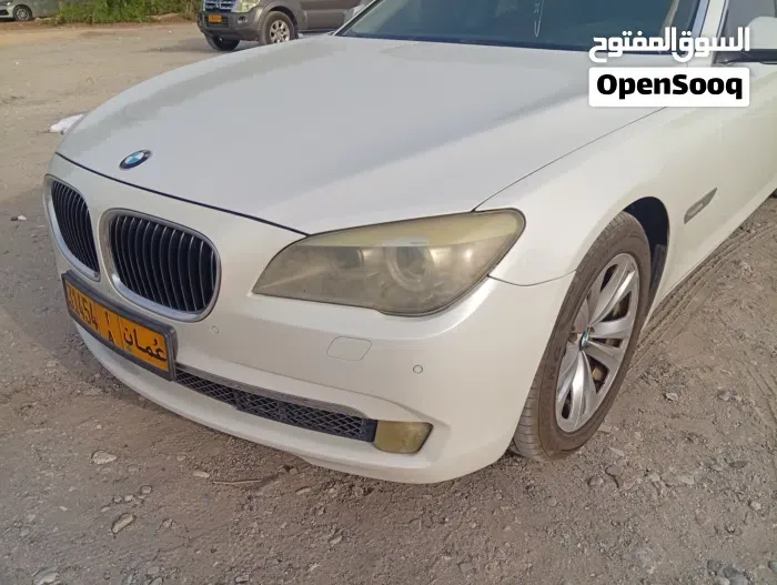 BMW 7 Series 2012 photo 4