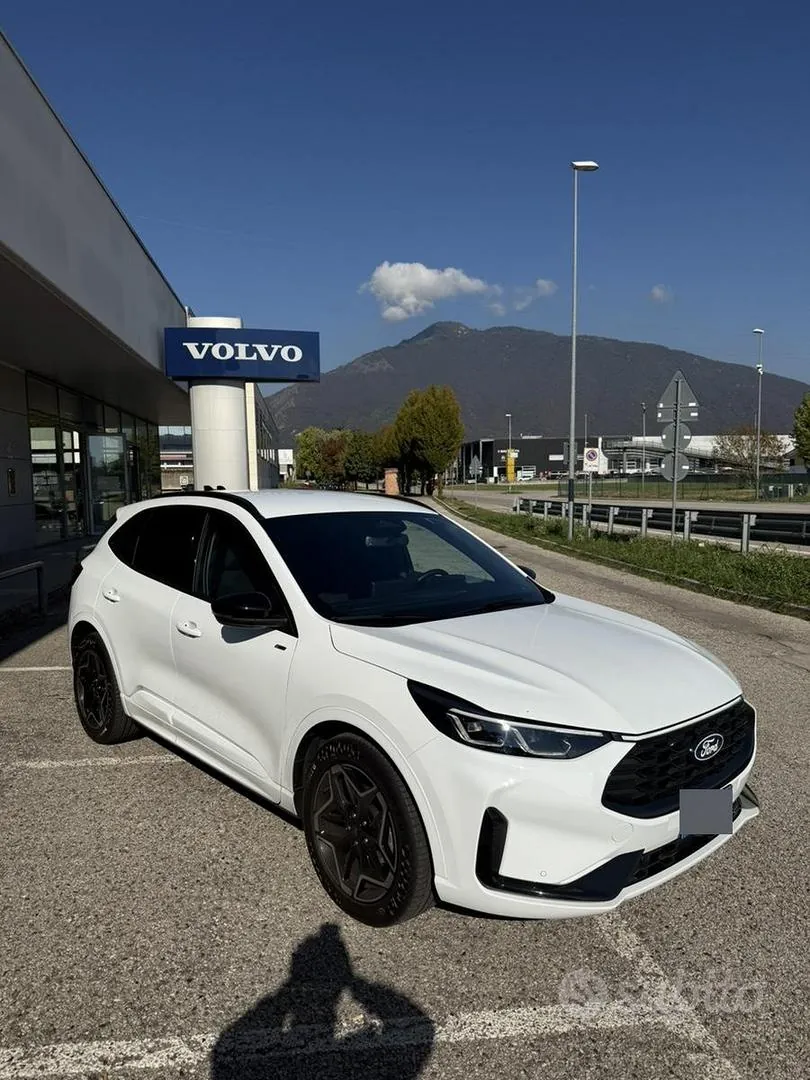 Ford Kuga 2025 photo 4