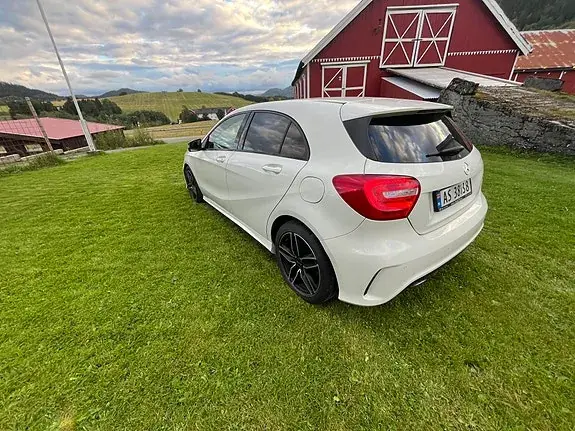 Mercedes-Benz A 180