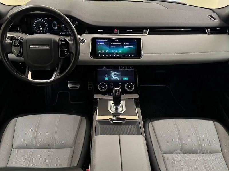 Land Rover Evoque 2019 photo 4