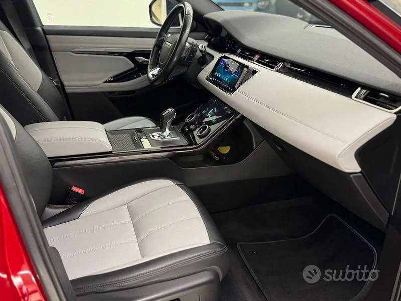 Land Rover Evoque 2019 photo 3