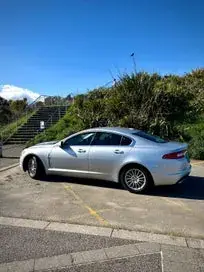 Jaguar Xf 2011 photo 3