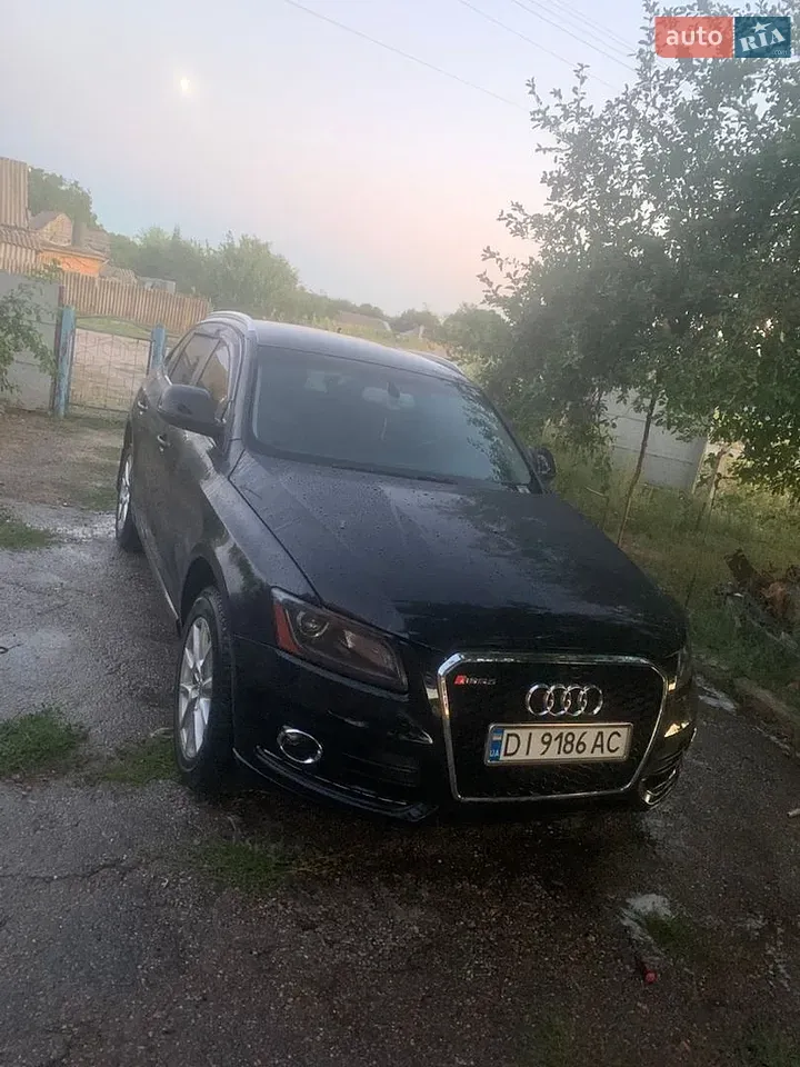 Audi Q5 2011 photo 2