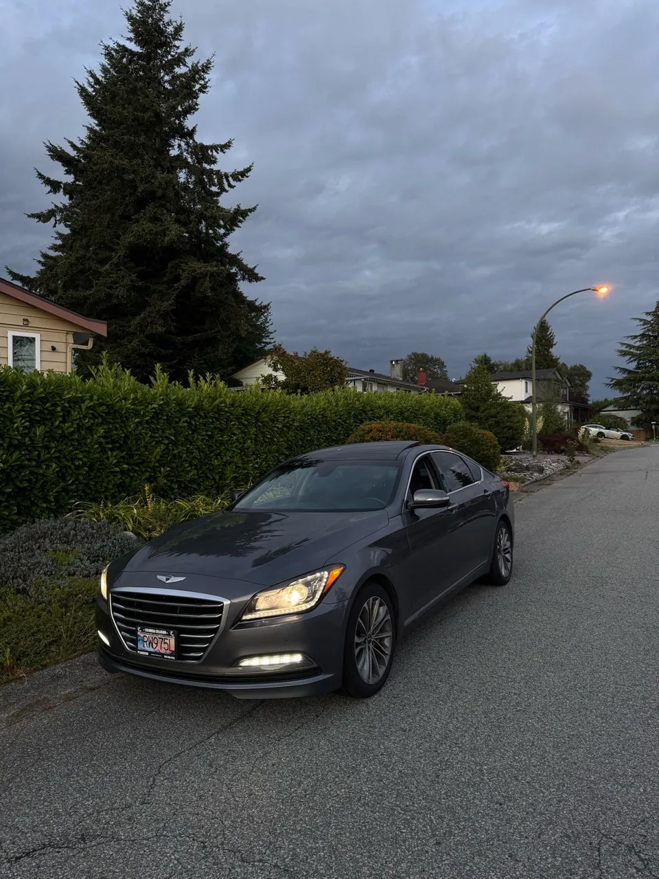 Hyundai Genesis