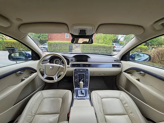 Volvo V70 2012 photo 5